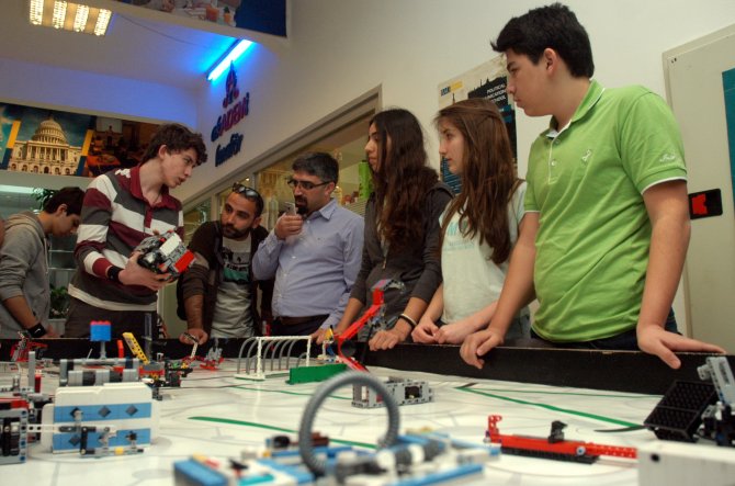"Robot Ve Proje Günleri" Yarışması