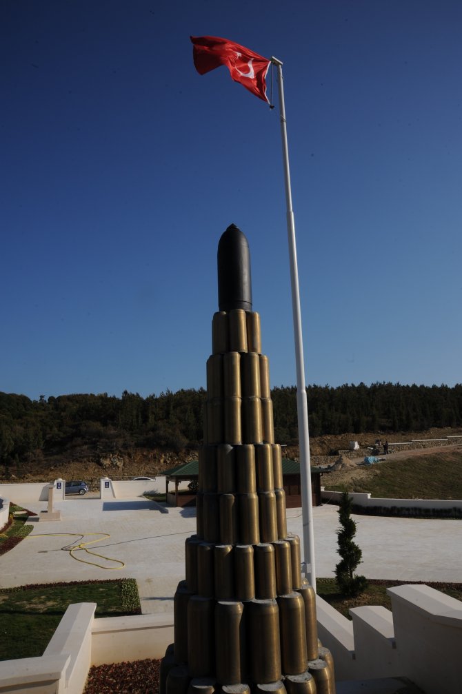 Çanakkale'de Destan Yazan Jandarmaların Şehitliği Yenilendi