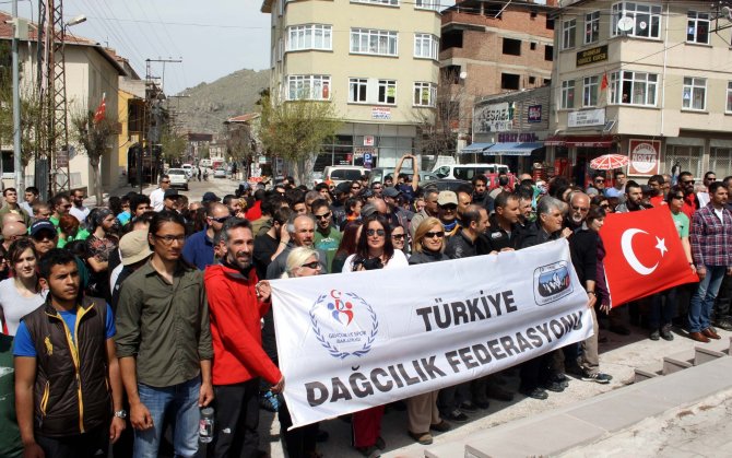 Dağcılar, Sivrihisar'da Kamp Yapıyor