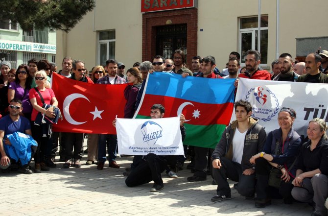 Dağcılar, Sivrihisar'da Kamp Yapıyor