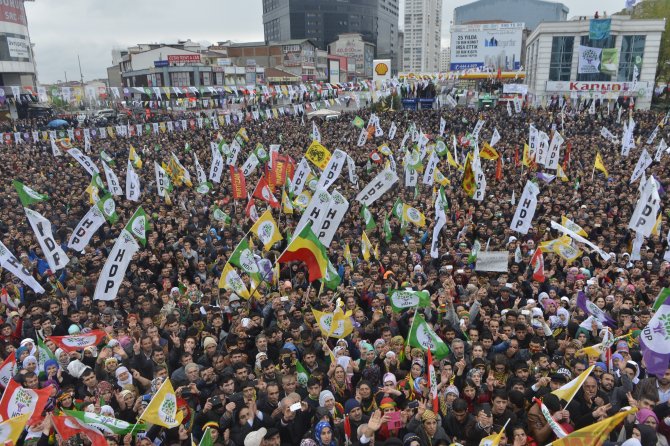 Hdp Esenyurt Halk Buluşması