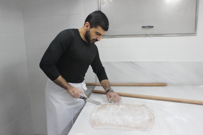 Saray Mutfağının "Kahveli Baklava"sı Yeniden Üretildi