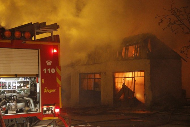 Başkentte Gecekondu Yangını