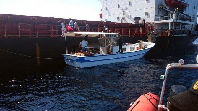 Muğla'da Kuru Yük Gemisinin Batma Tehlikesi Geçirmesi