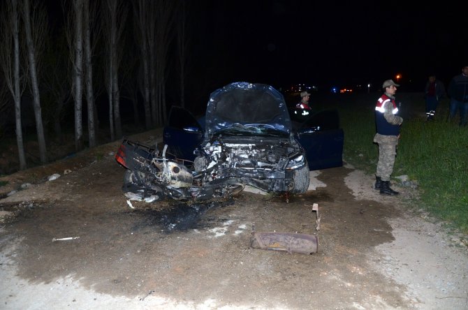 Otomobille Çarpışan Motosikletteki İşitme Engelli Öldü