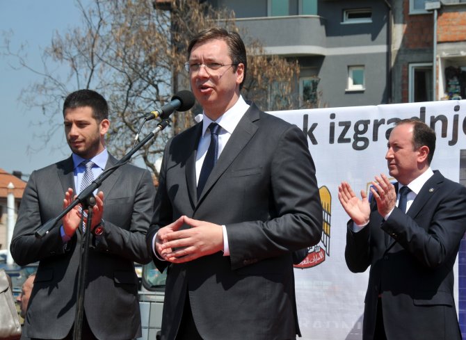 Sırbistan Başbakanı Vuçiç'ten "Diyalog" Çağrısı