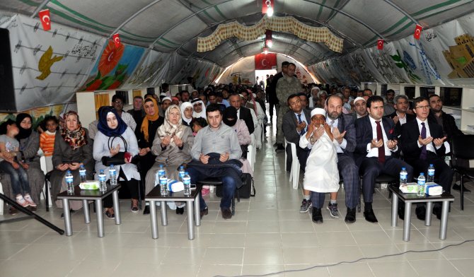 Suriyeliler "Kutlu Doğum" Sevincine Ortak Oldu