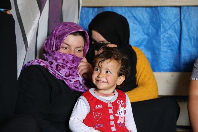 Ülkelerinde Özgürce Yaşayacakları Günün Hayalini Kuruyorlar