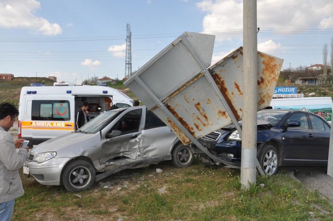 Yozgat’ta Trafik Kazası: 3 Yaralı