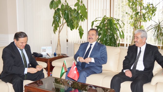 Acehan'dan Serdarov'a Ziyaret