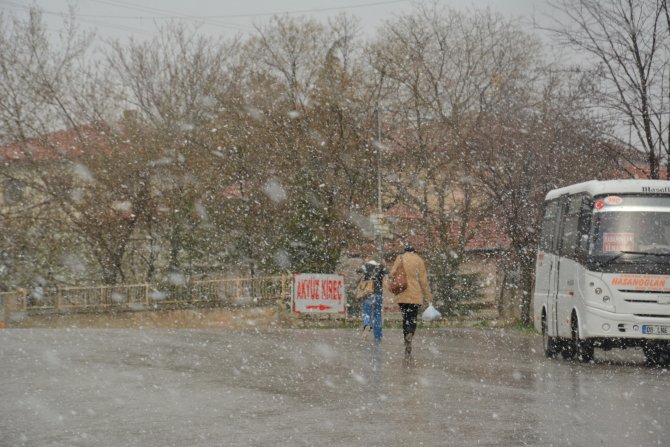 Elmadağ'a Kar Yağdı