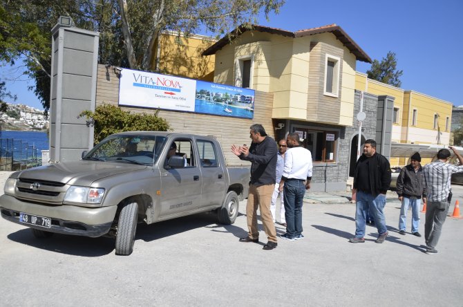 İş Adamı Ahmet Bayer'in Tatil Köyünde Yıkım