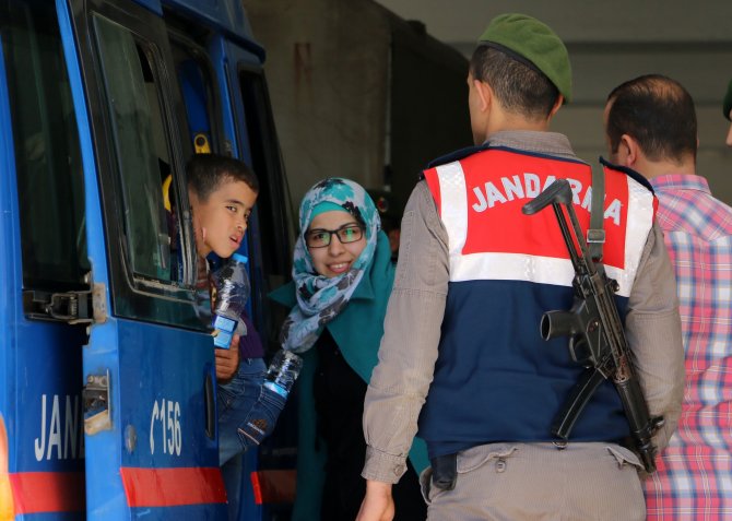 Kamyonette 46 Kaçak Yakalandı