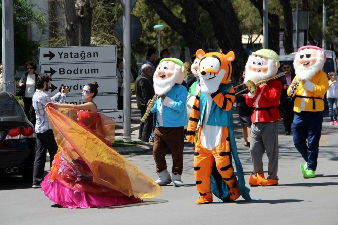 Muğla 1. Çocuk Oyunları Tiyatro Günleri