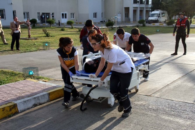 Muğla'da Kaçakları Taşıyan Botun Batması
