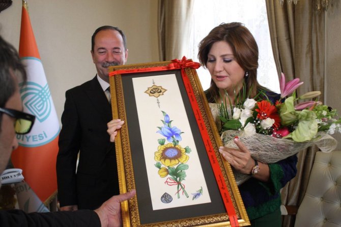 Sibel Can, Kırkpınar'da Güreş İzlemek İstiyor