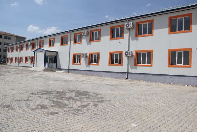 Unıcef Suriyeli Öğrenciler İçin Okul Yaptırdı