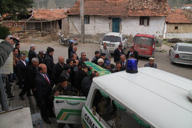 Çankırı'da Kamyonetin Çarptığı Chp İlçe Başkanı Yaşamını Yitirdi