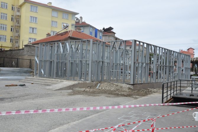 Çocuklar Gülsün Diye Derneği'nden Akşehir'e Anaokulu