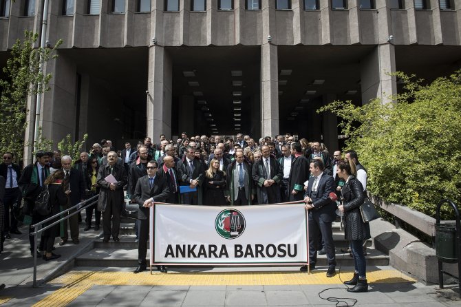 Cumhurbaşkanına Hakaret Ettiği Öne Sürülen Avukatın Tutuklanması