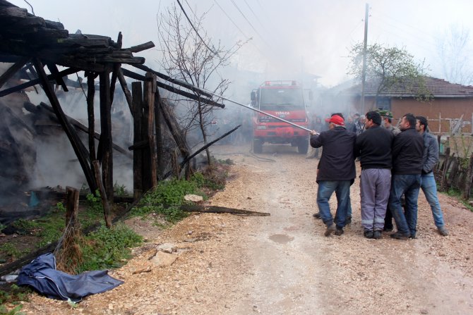 Düzce'de Ev Yangını: 1 Ölü, 1 Yaralı