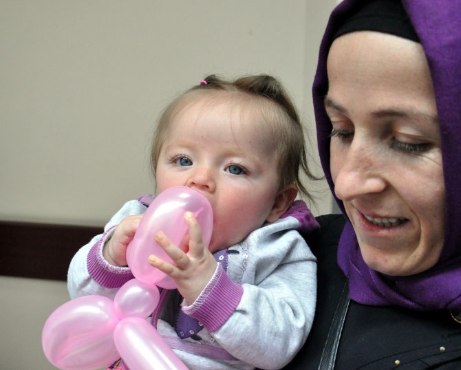 Hastanede Tedavi Gören Çocuklar İçin 23 Nisan Kutlaması