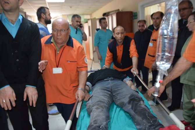 İnşaatta İşçilerin Üzerine Demir Tabla Düştü: 1 Ölü, 1 Yaralı