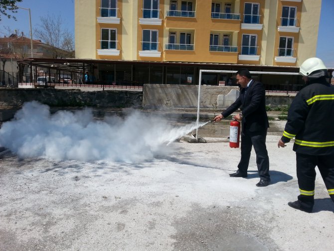Karapınar Cumhuriyet İlkokulunda Yangın Tatbikatı