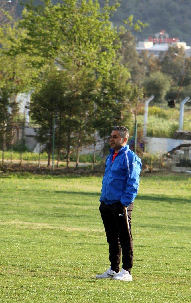 Konak Belediyespor Üçüncü Şampiyonluğu İstiyor