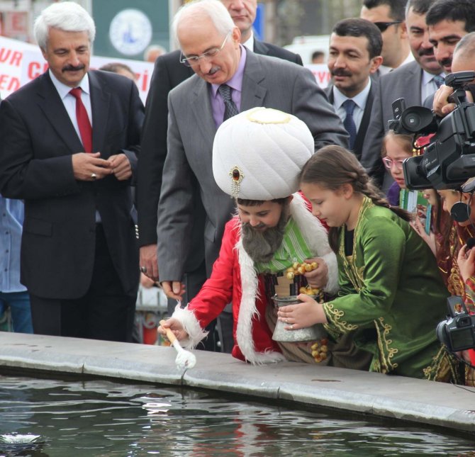 Sivas'ta "1. Bahar Şenliği" Düzenlendi