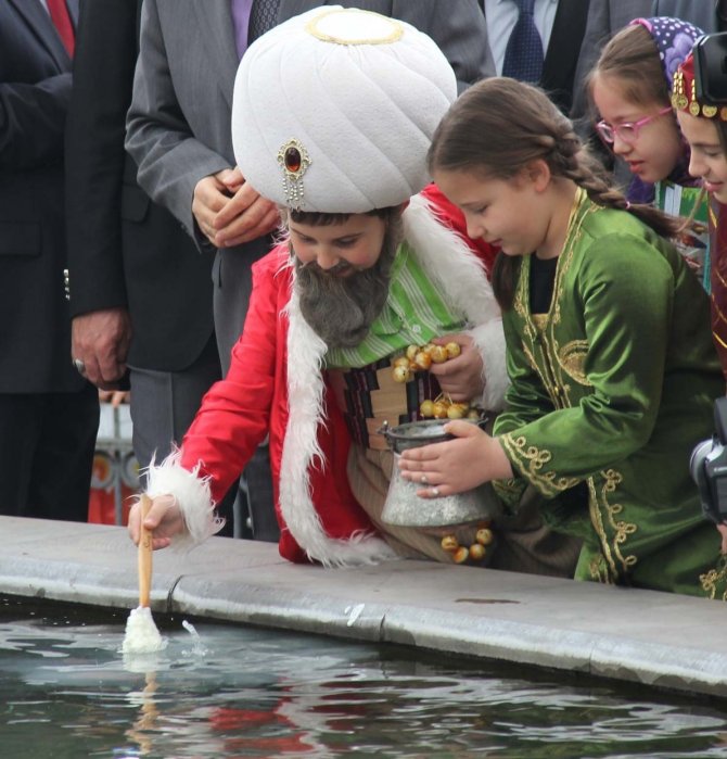 Sivas'ta "1. Bahar Şenliği" Düzenlendi