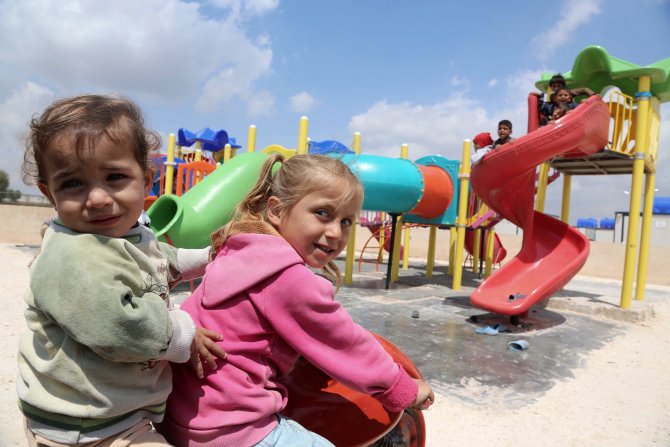 Suriyeli Yetimlerin Şemmarin'de Zorlu Yaşamı