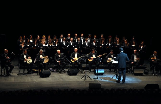 "Türk Dünyası Türk Halk Müziği Korosu" Konseri