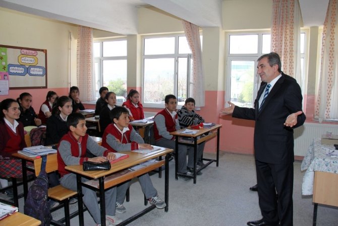 Yozgat Valisi Yazıcı, Sekili Köyü'nde İncelemelerde Bulundu