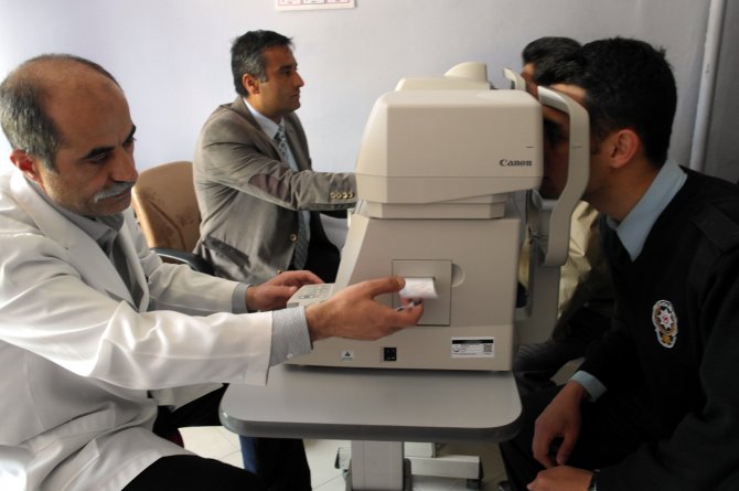 Yozgat'ta Polis Memurları Göz Taramasından Geçti