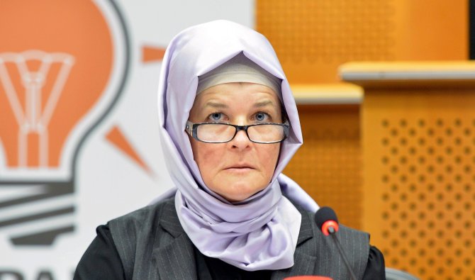 Avrupa Parlamentosu'nda "İslam Dünyası Ve Avrupa'da Kadınların Siyasete Katılımı" Paneli