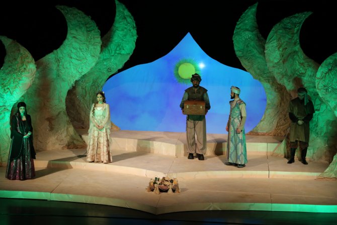 Aksaray'da 'Sabır Taşı' Eseri