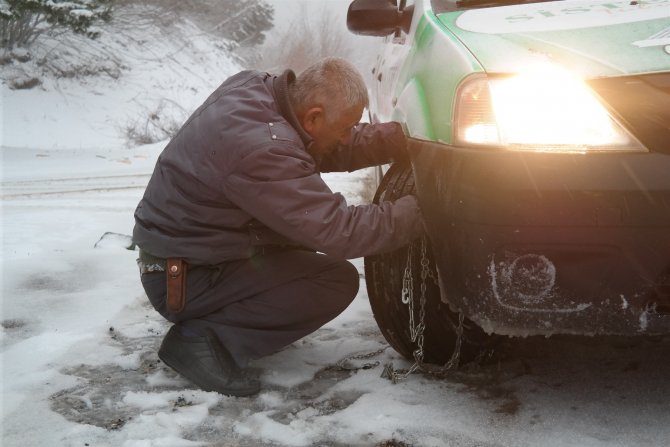 Afyonkarahisar Ve Kütahya'da Kar Yağışı