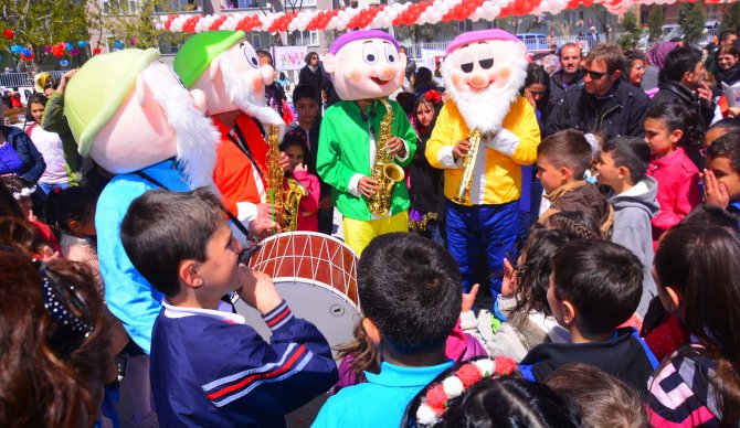 Muğla 1. Çocuk Oyunları Tiyatro Günleri