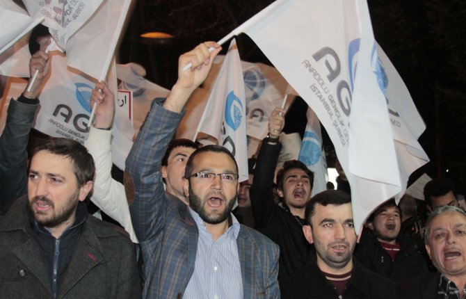 Mursi'ye 20 Yıl Hapis Cezası Verilmesi