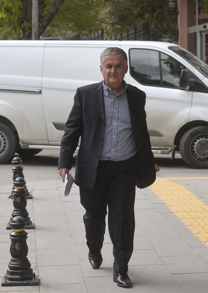 Üçok'tan Yargıtay Üyeleri Hakkında Suç Duyurusu