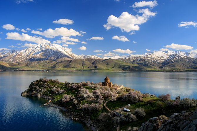 Akdamar Kilisesi'nin Unesco Dünya Mirası Geçici Listesi'ne Girmesi