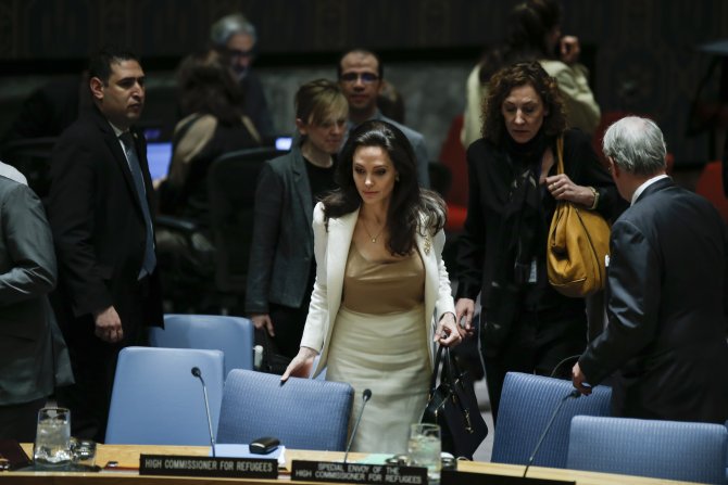 Bm Mülteciler Yüksek Komiserliği Özel Elçisi Angelina Jolie: