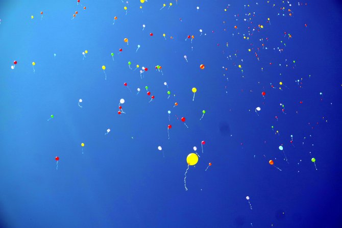 Serebral Palsi'ye Dikkat Çekmek İçin Yüzlerce Balon Uçuruldu