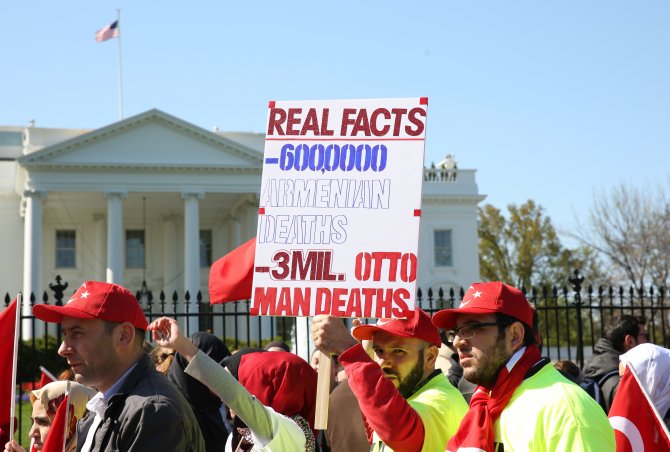 Washington'da Binler “Barış Ve Dayanışma” İçin Yürüyor