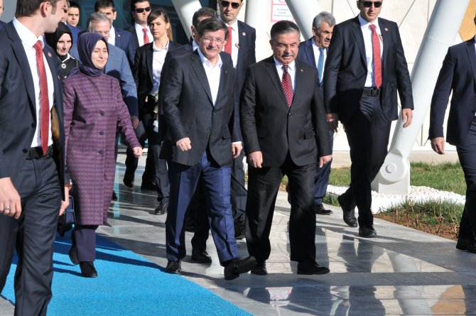 Başbakan Davutoğlu, Sivas'a Geldi