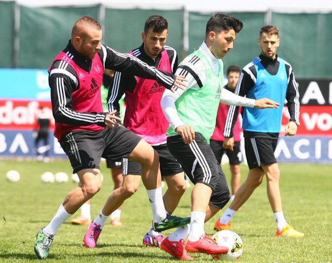 Beşiktaş'ta Kardemir Karabükspor Maçı Hazırlıkları