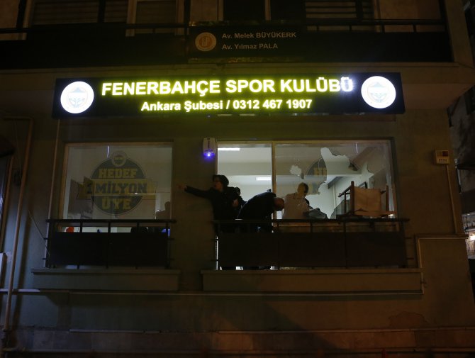 Fenerbahçe'nin Ankara Şubesine Saldırı