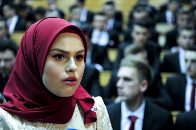 Gazi Hüsrev Bey Medresesi Bu Yıl 123 Mezun Verdi