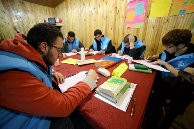 Tdv'den Yabancı Öğrenciler İçin "Liderlik Okulu" Projesi
